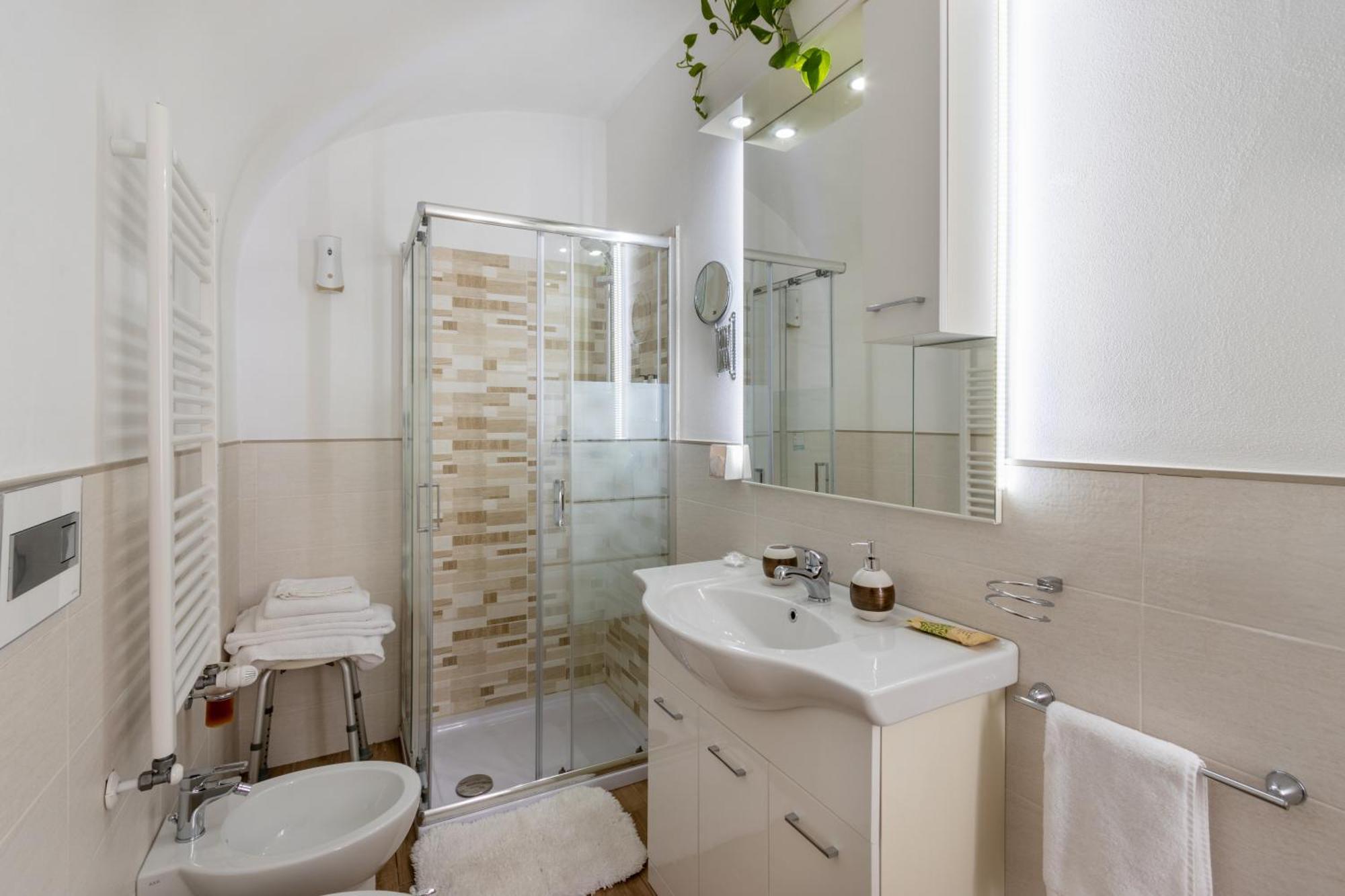 Chrizia Hotel Novi Ligure Luaran gambar